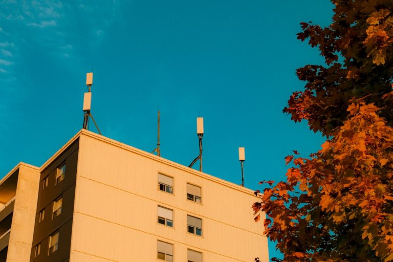 WiFi interference apartment